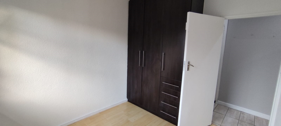 To Let 3 Bedroom Property for Rent in Rondebosch East Western Cape